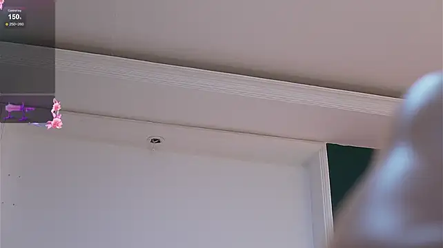 Chat +18 de caroline_adams_ ao vivo