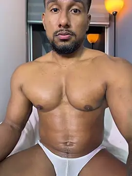 CallumMuscleのライブXXXチ  ャット