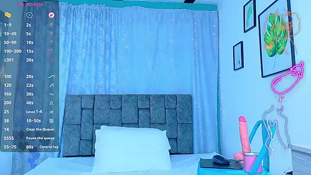 NicolasTorrez Adlı Modelin Canlı XXX Sohbeti