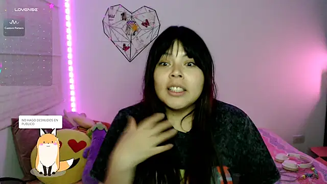 Chat +18 de EllieMoonX ao vivo