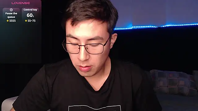andrewmhilton_ 现场XXX聊天