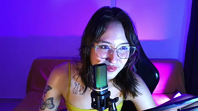 Živý XXX chat Yuliennegg