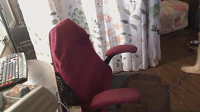 IreallysquirtのライブXXXチャット