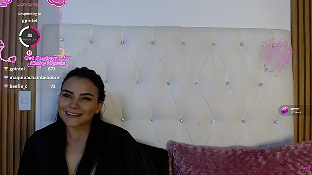 GreciaEvanss Chat XXX in diretta