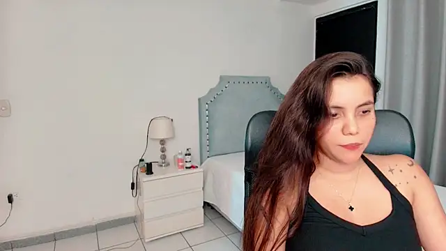 Chat XXX ao vivo de Paulina_Mirren