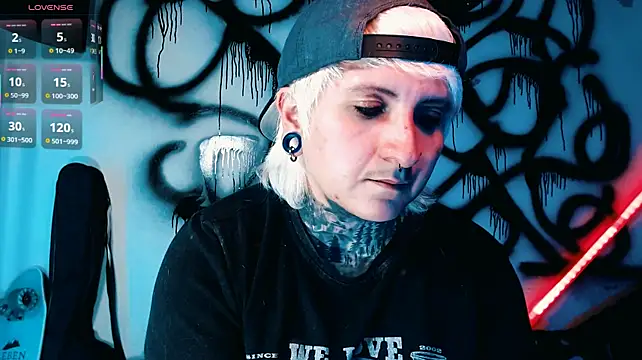 О нлайн чат XXX Marieblueeyes