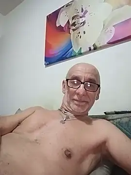 Toby2712 Live XXX-chat
