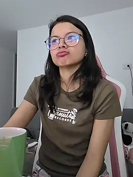 Živý XXX chat azumiichan