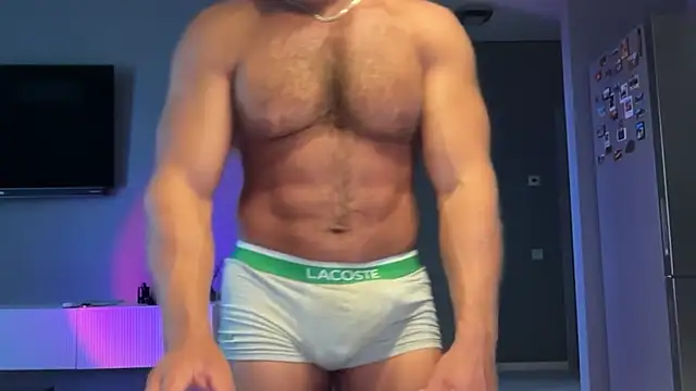 KarlosRichi Adlı Modelin Canlı XXX Sohbeti