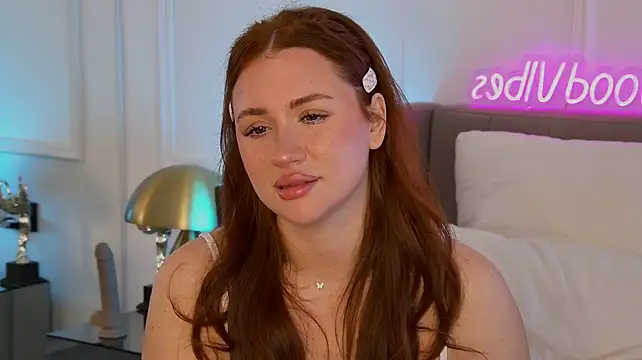 MeganStrane élő XXX-chatje