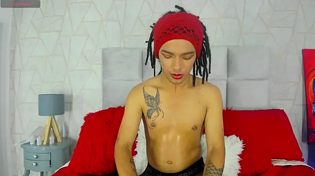 Lucas_jones Adlı Modelin Canlı XXX Sohbeti
