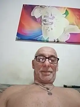 Toby2712 – Naživo XXX chat
