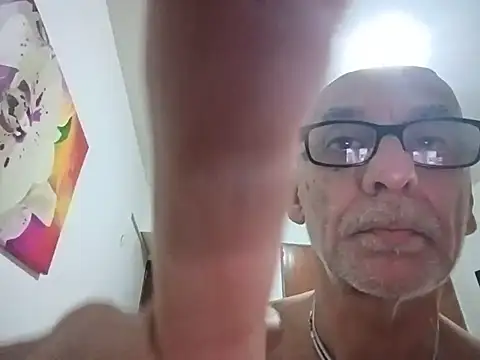 צ'אט XXX בשידור חי של Toby2712