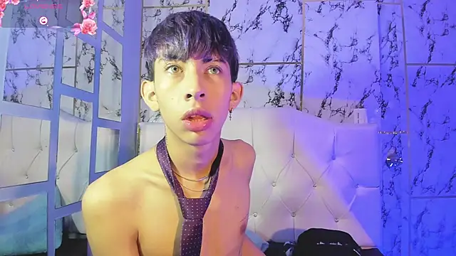 Tommy_Fox Live XXX-Chat
