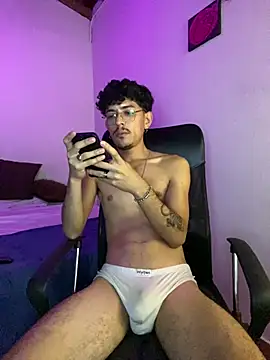 oreuk_dv's Live XXX Chat