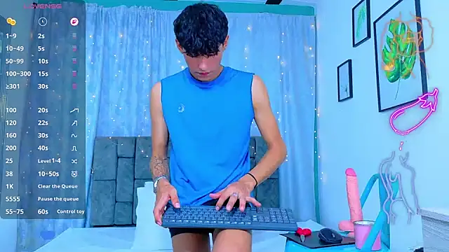 NicolasTorrezn Live XXX chat
