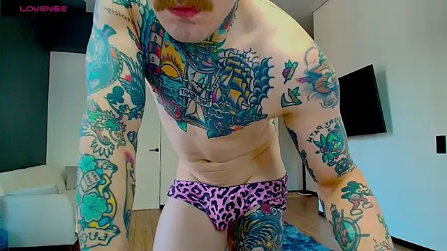 Show modela white_King9999 na web-kameri