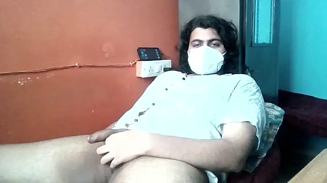 Mr_Naughty106 Adlı Modelin Web Kamerası Şovu