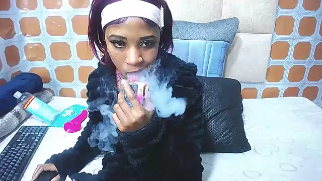 Cocolabbel Adlı Modelin Canlı XXX Sohbeti