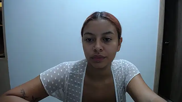 Chat XXX en directo de Koral___