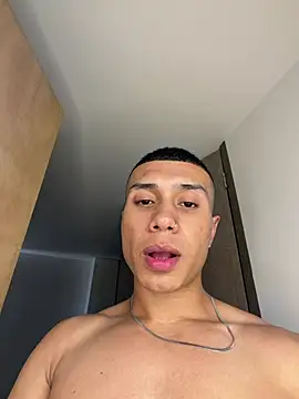 Chat XXX en directo de bruno_cavalli