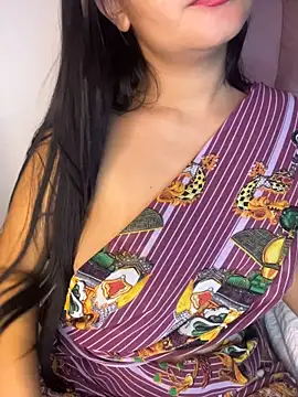 XXX chat uživo modela shara_queen1