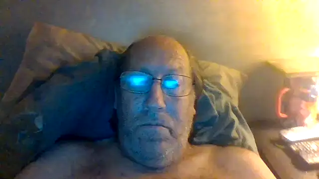 Pokazy przed kamerką – hornyrich69