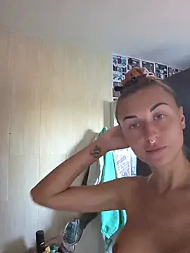 kylie_blck Pertunjukan Webcam