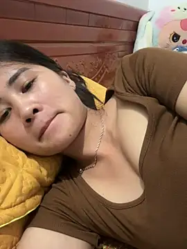 XXX chat uživo modela LittleSun_