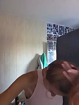 Živý XXX chat kylie_blck