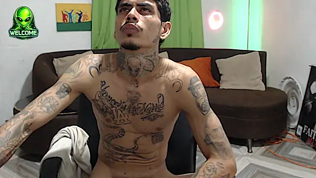 alpha_zom Pertunjukan Webcam