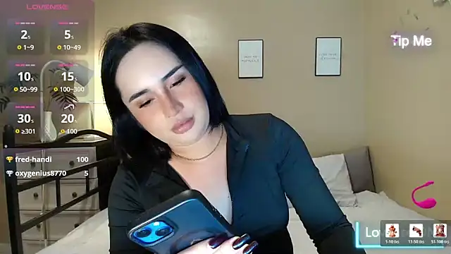Show de MarianeSaints na webcam