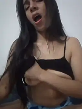 EvaMiranda Chat XXX in diretta