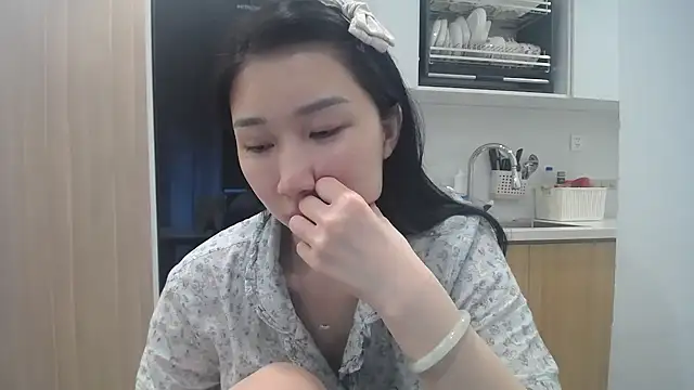 Chat +18 de Asiagirll ao vivo