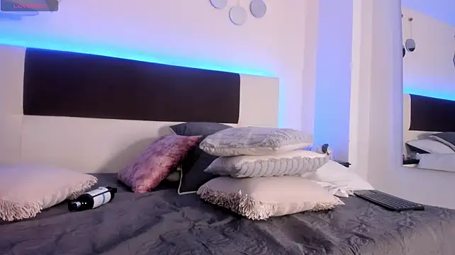 Sky_Loren's Live XXX Chat