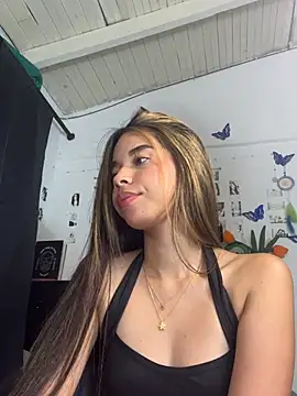 Milleradhara24n Live XXX chat