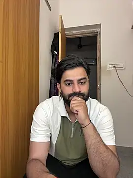 Royalboy_03 Adlı Modelin Canlı XXX Sohbeti