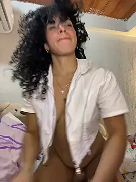 Miily_0's Live XXX Chat