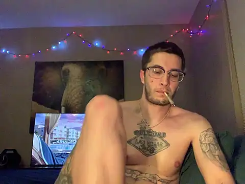Онлайн чат XXX JuicyJoshy