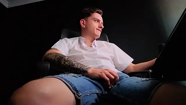 XXX chat uživo modela FelixStarkk