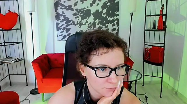 AureliaGleam's Live XXX Chat