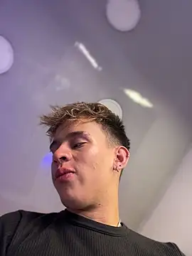 عرض كام LiamWildx20