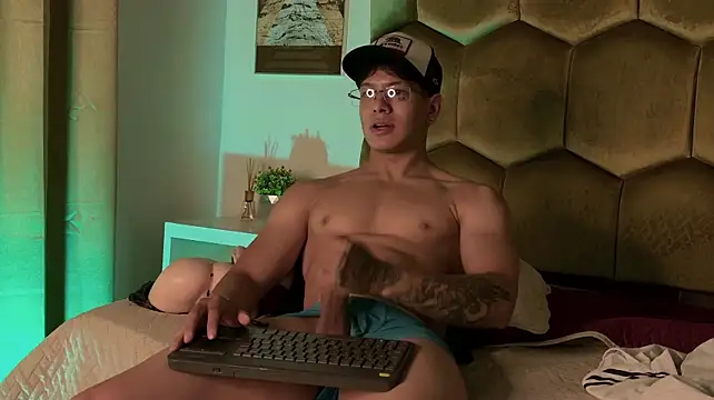 TonyPetrovjs Show Webcam