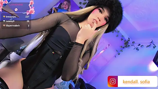 XXX chat uživo modela Sophiaa_doll_