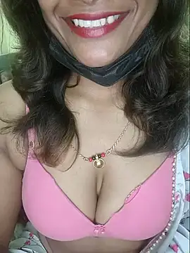 Premalatha_28's Webcam Show