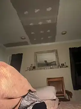 LegendaryLukeFilmCo XXX чат на живо