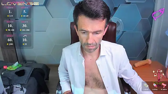 SteveTiger Adlı Modelin Canlı XXX Sohbeti