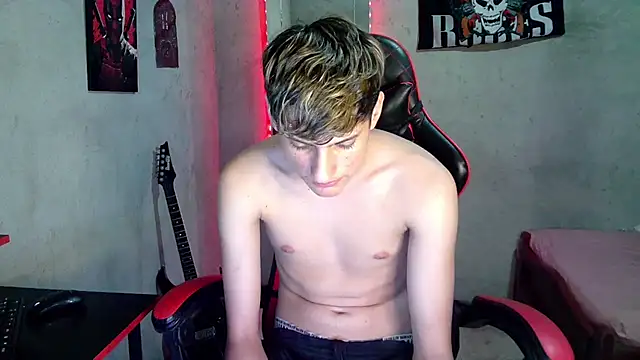 Chat +18 de flaquito_junior ao vivo