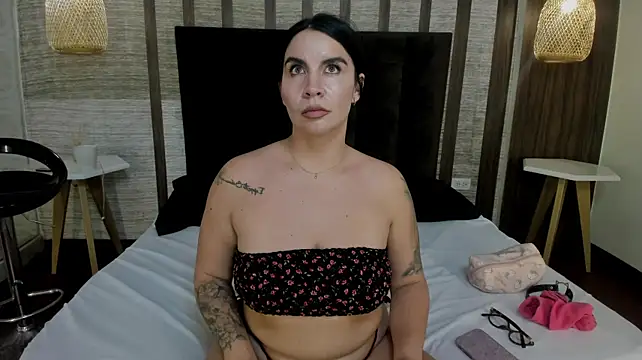 Hannah_Cross' Live XXX Chat