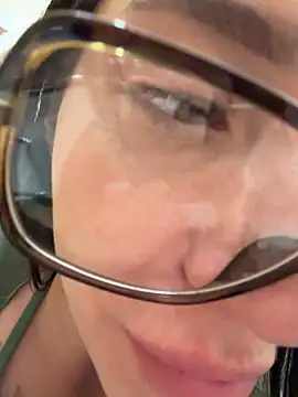 Chat XXX en directo de BallerinaCappuccino_